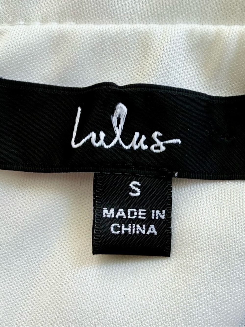 Lulus White Floral Gown Size S - Picture 8 of 8